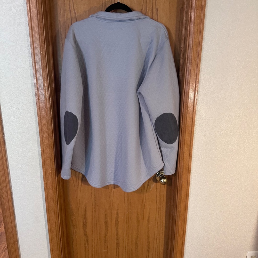 Gray Pullover - Picture 3 of 4